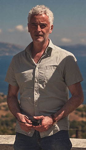 Paul Cavilla, artist and art consultant based in San Roque, Spain